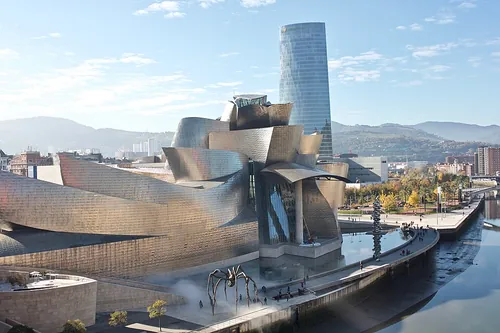 Dans quelle ville espagnole se trouve un musée Guggenheim ?