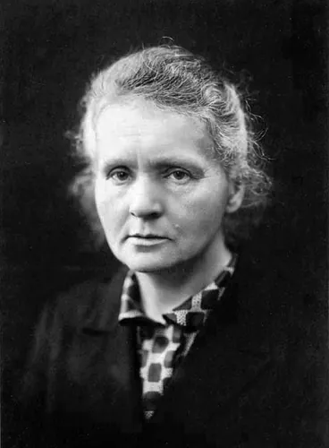 Combien de prix Nobel Marie Curie a-t-elle obtenus au total ?