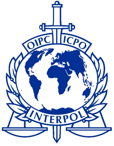 Sous quel sigle est mieux connue l'Organisation internationale de police criminelle, dont le siège est à Lyon ?