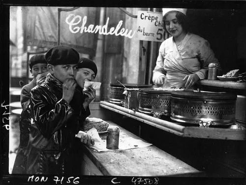 À quelle date célèbre-t-on la Chandeleur ?