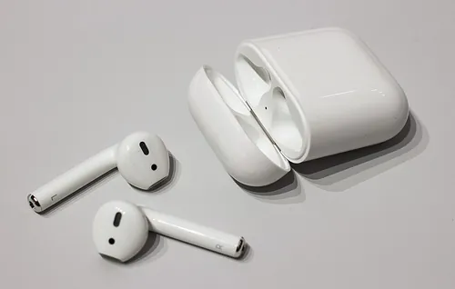 Quelle technologie sans fil permet de connecter des écouteurs à un smartphone ?