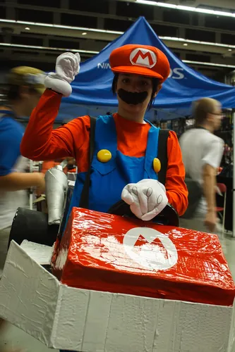 Quel personnage de Nintendo porte une casquette rouge et une moustache ?