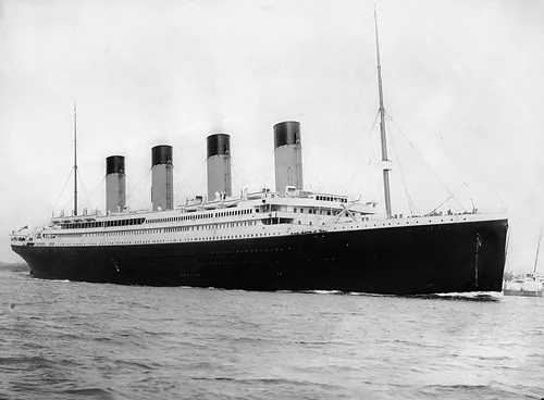 De quel port anglais le Titanic est-il parti le 10 avril 1912 ?