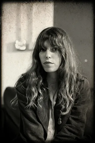 Quelle chanteuse est la mère de Lou Doillon ?
