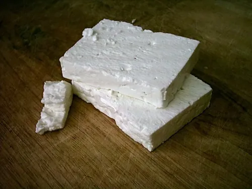 De quel pays provient le fromage appelé « feta » ?