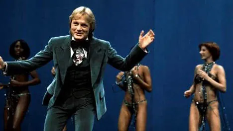 Quel chanteur était surnommé « Cloclo" ?