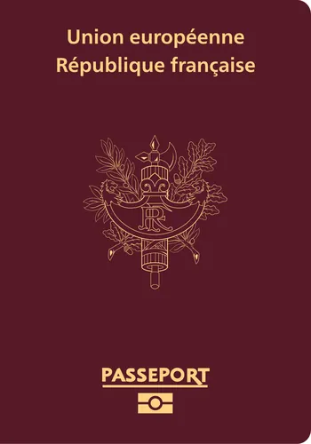 Quel symbole figure au centre de la couverture du passeport français ?